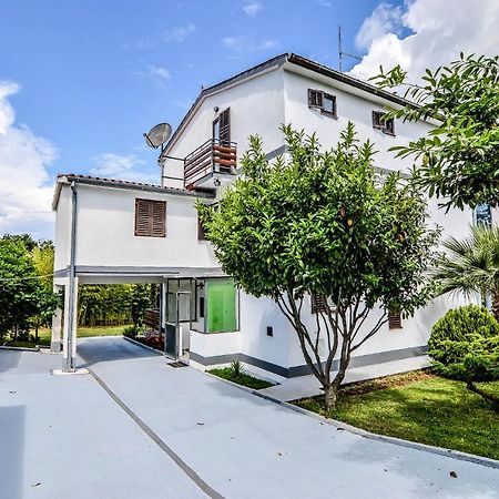 Apartmani Andrea Pula Dış mekan fotoğraf